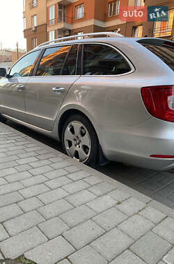 Универсал Skoda Superb 2013 в 