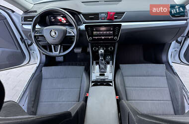 Лифтбек Skoda Superb 2019 в 