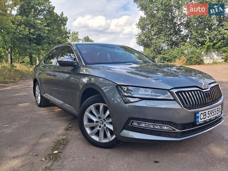 Лифтбек Skoda Superb 2022 в Чернигове