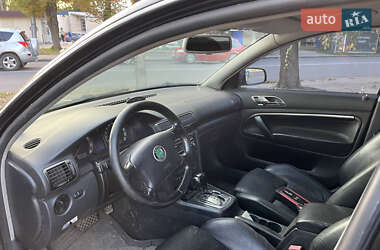 Лифтбек Skoda Superb 2002 в 