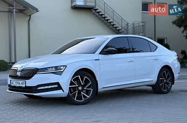 Ліфтбек Skoda Superb 2022 в Луцьку