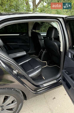 Лифтбек Skoda Superb 2011 в 