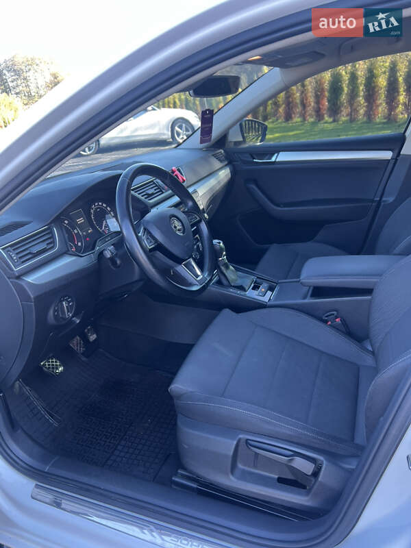 Універсал Skoda Superb 2015 в Зборові фото 14 Універсал Skoda Superb 2015 в Зборові