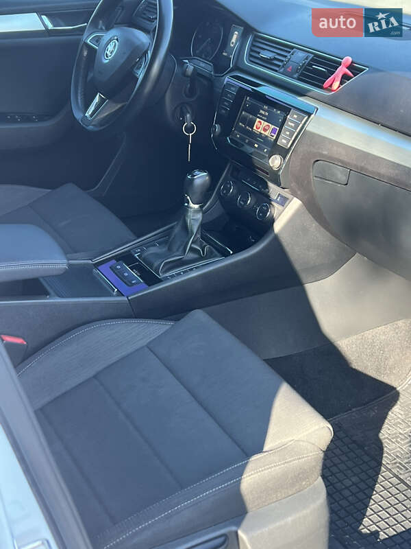 Універсал Skoda Superb 2015 в Зборові фото 25 Універсал Skoda Superb 2015 в Зборові