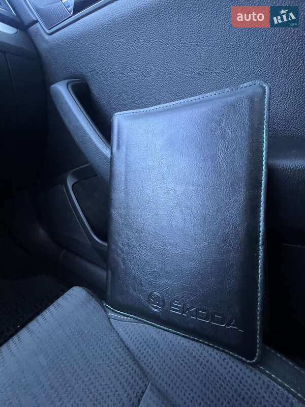 Універсал Skoda Superb 2015 в Зборові фото 45 Універсал Skoda Superb 2015 в Зборові