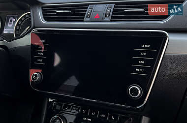 Лифтбек Skoda Superb 2017 в 