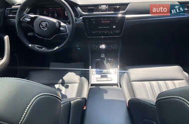 Лифтбек Skoda Superb 2022 в 