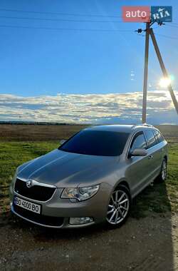 Універсал Skoda Superb 2010 в Чорткові