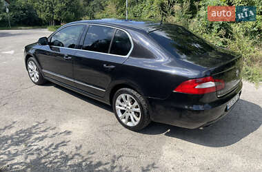 Лифтбек Skoda Superb 2010 в 