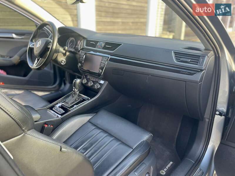 Универсал Skoda Superb 2017 в Луцке