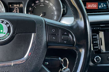 Универсал Skoda Superb 2011 в 