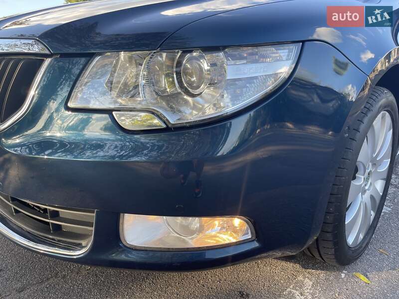 Универсал Skoda Superb 2012 в Киеве