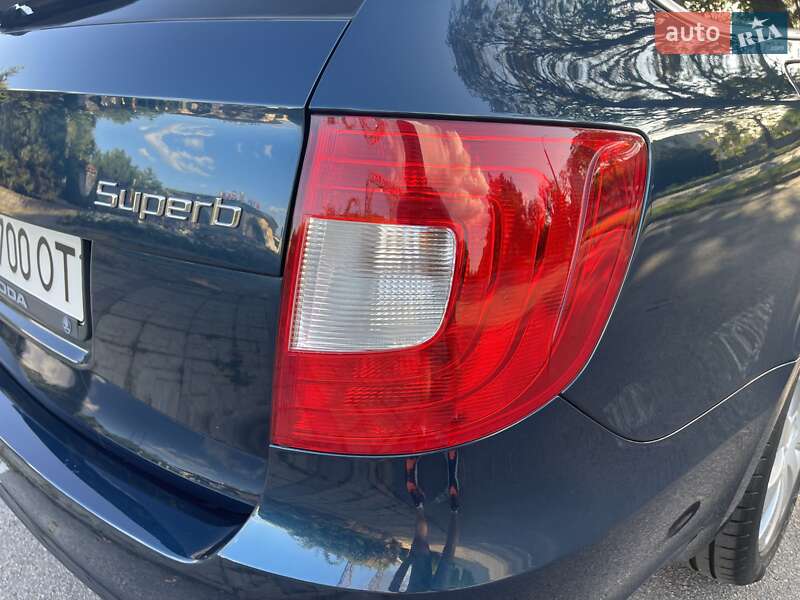 Универсал Skoda Superb 2012 в Киеве