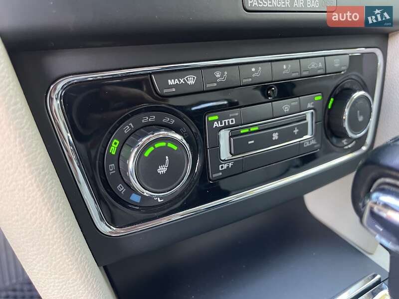 Универсал Skoda Superb 2012 в Киеве