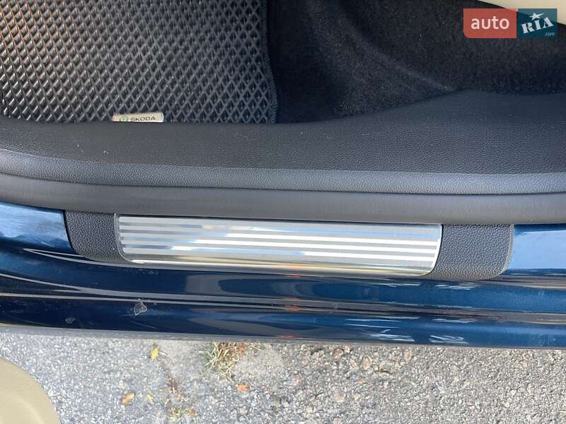 Универсал Skoda Superb 2012 в Киеве