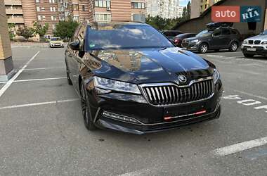 Универсал Skoda Superb 2020 в 