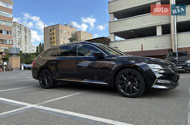 Универсал Skoda Superb 2020 в 