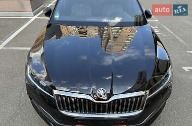 Универсал Skoda Superb 2020 в 