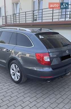 Универсал Skoda Superb 2013 в 