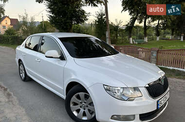 Лифтбек Skoda Superb 2012 в Ивано-Франковске