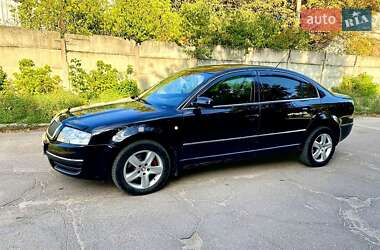 Лифтбек Skoda Superb 2005 в Кропивницком