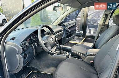 Лифтбек Skoda Superb 2006 в 