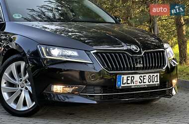 Лифтбек Skoda Superb 2016 в 