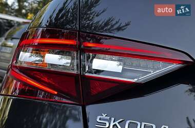 Лифтбек Skoda Superb 2016 в 