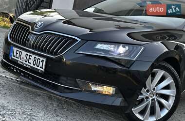 Лифтбек Skoda Superb 2016 в 