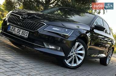 Лифтбек Skoda Superb 2016 в 