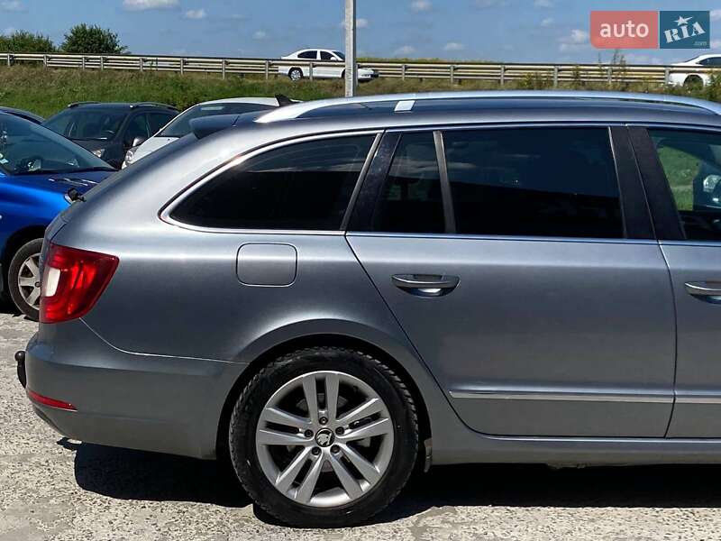 Универсал Skoda Superb 2012 в Львове
