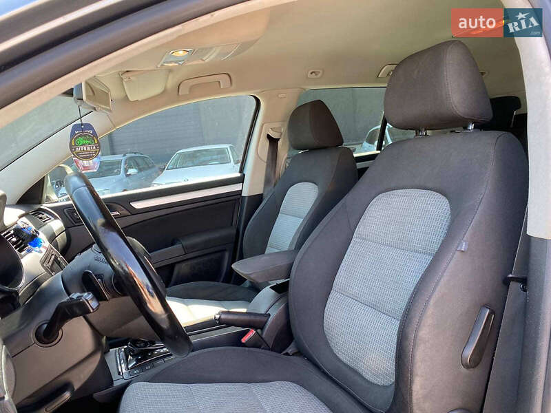 Универсал Skoda Superb 2012 в Львове