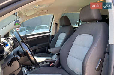 Универсал Skoda Superb 2012 в 