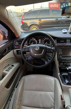 Универсал Skoda Superb 2010 в 