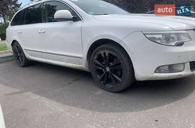Универсал Skoda Superb 2011 в 
