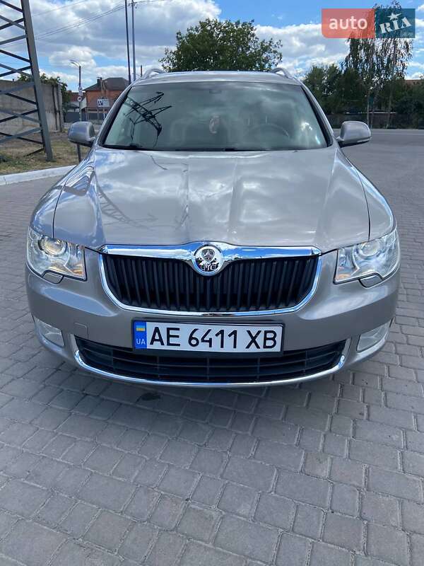 Универсал Skoda Superb 2010 в 