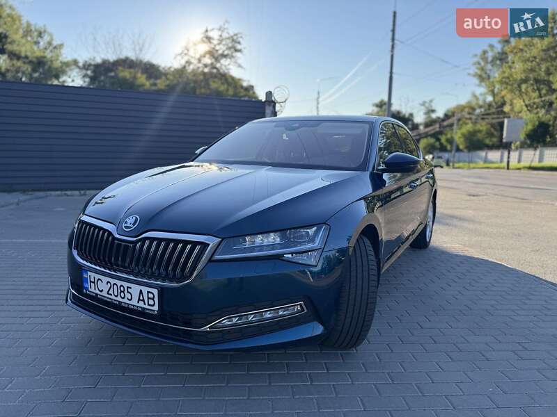 Skoda Superb 2022