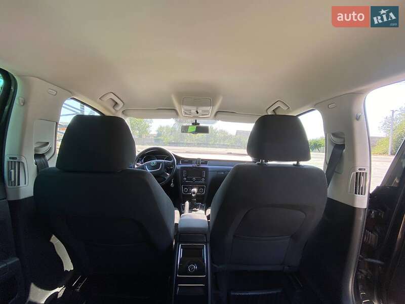 Універсал Skoda Superb 2011 в Дніпрі фото 23 Універсал Skoda Superb 2011 в Дніпрі