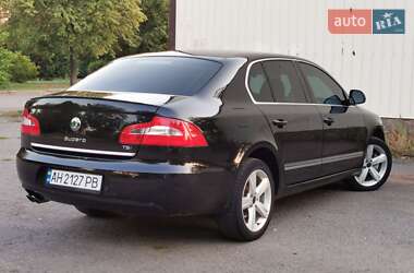 Лифтбек Skoda Superb 2012 в Славянске