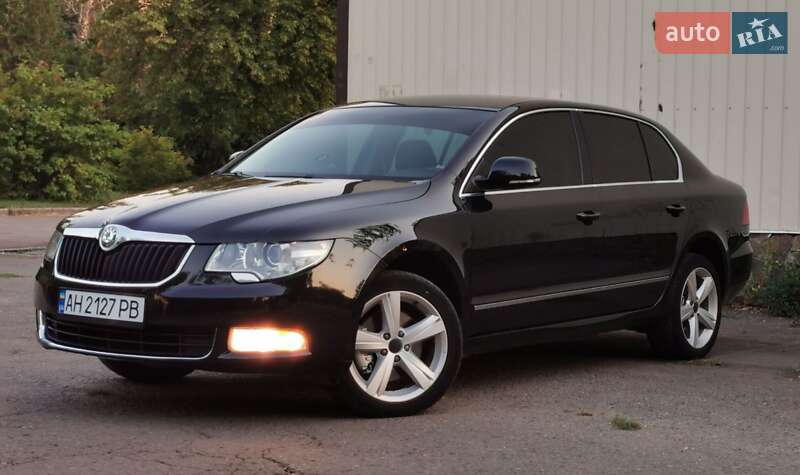 Лифтбек Skoda Superb 2012 в Славянске