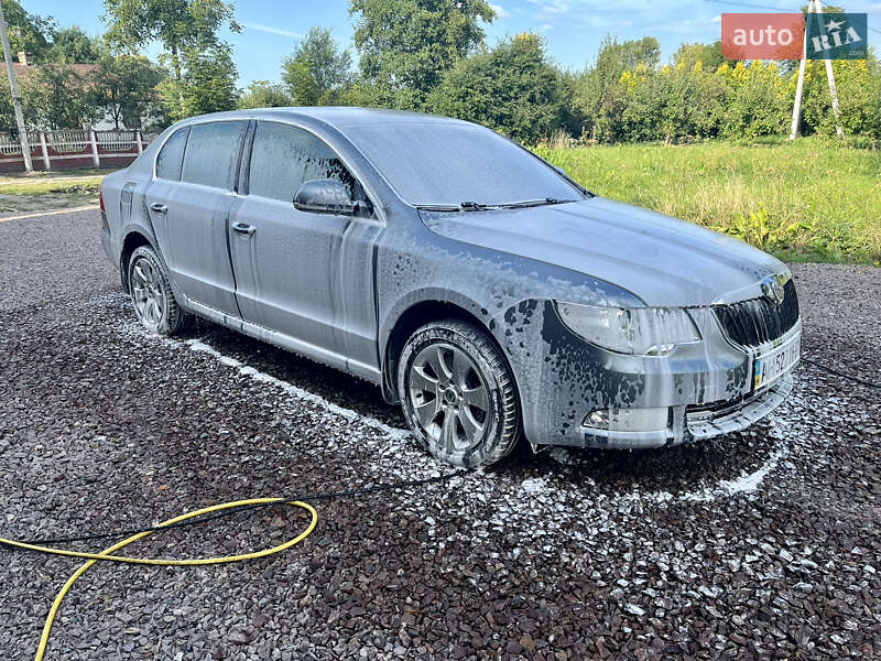 Ліфтбек Skoda Superb 2012 в Києві