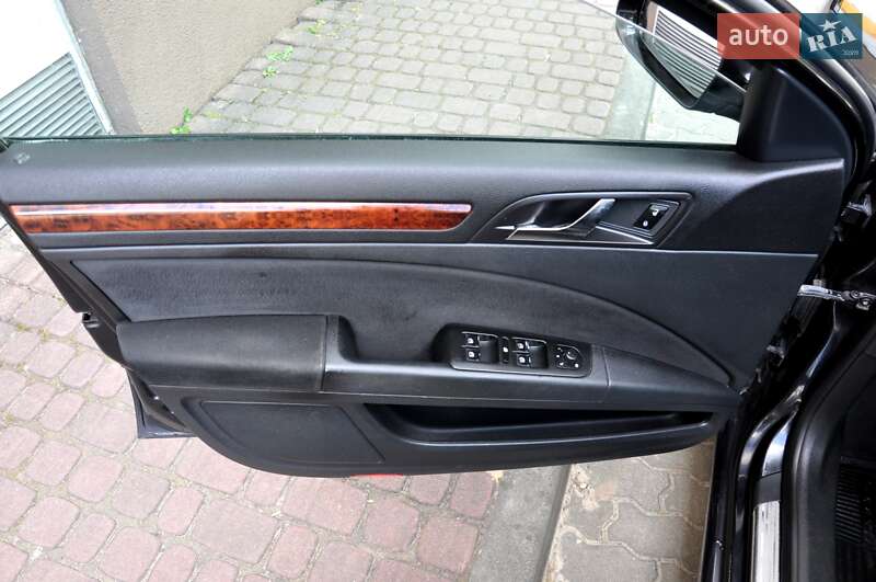 Лифтбек Skoda Superb 2011 в Львове