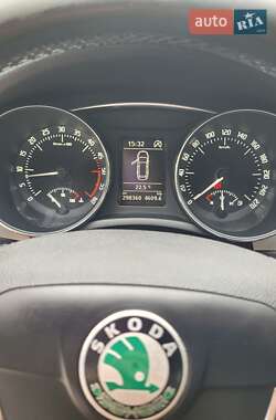 Универсал Skoda Superb 2011 в 