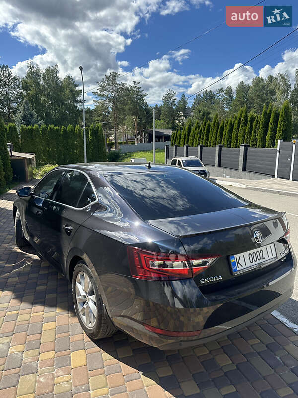 Лифтбек Skoda Superb 2018 в Гореничах