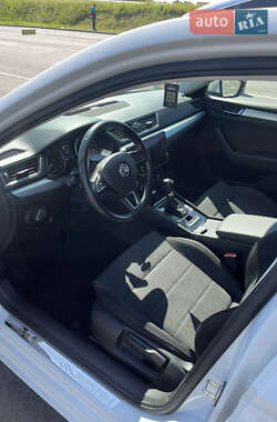 Универсал Skoda Superb 2018 в 