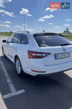 Универсал Skoda Superb 2018 в 