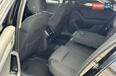 Ліфтбек Skoda Superb 2020 в 