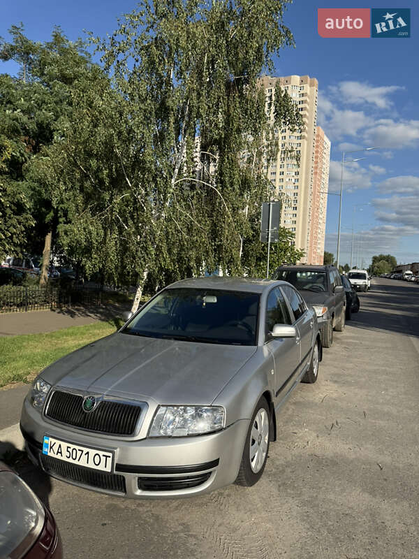 Лифтбек Skoda Superb 2006 в Киеве