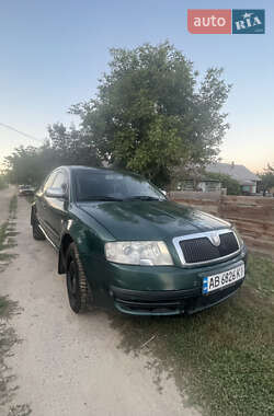Лифтбек Skoda Superb 2003 в 