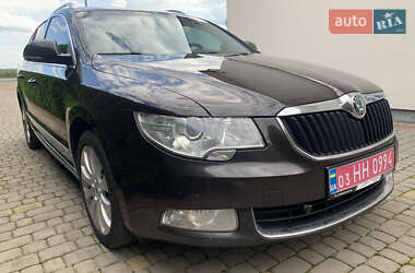 Универсал Skoda Superb 2012 в Львове